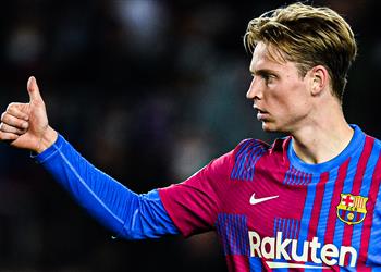 إشارة لـ دي يونج ت قربه من الانتقال إلى مانشستر يونايتد