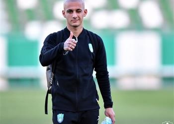 ميتريتا ي زيد أوجاع الأهلي السعودي وي صعد الخلاف مع مجلس إدارته لـ فيفا