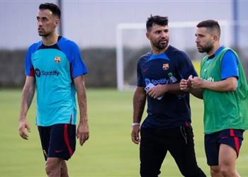 أجويرو برشلونة الجديد يمكنه المنافسة على كل الألقاب وليفاندوفسكي سيسجل كثير ا