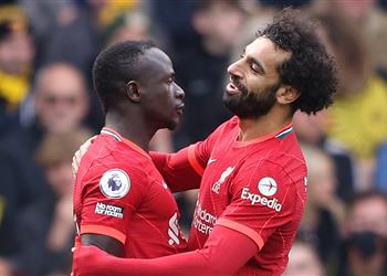 ماني لا أنافس محمد صلاح وما زلنا نتراسل