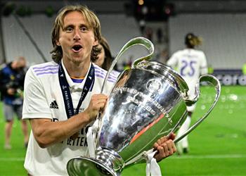 مودريتش عن كلاسيكو برشلونة وريال مدريد مباراة شعارها الحماس والإثارة
