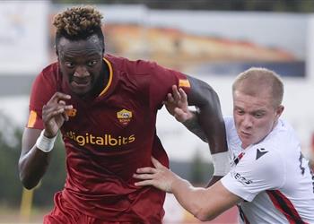 فيديو روما يتعادل مع نيس ودي ا في غياب ديبالا