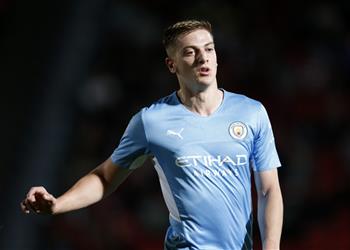 مانشستر سيتي يرد على عرض ساوثهامبتون لضم ليام ديلاب