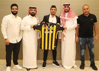 رسمي ا اتحاد جدة يعلن التعاقد مع طارق حامد