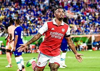 لاعب يوفنتوس يتفاعل مع جيسوس ويثير التكهنات بعد ارتباطه بالانتقال إلى آرسنال