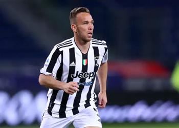 بعد الرحيل عن برشلونة آرثر يتلقى عرض ا للعودة إلى الليجا في صفقة تبادلية جديدة