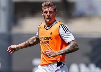 كروس من يعرفنا يعلم أن ريال مدريد سينافس على كل الألقاب