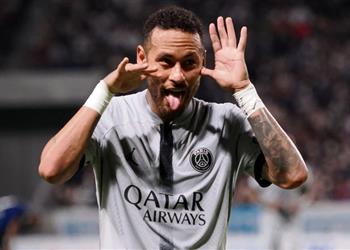 زميله السابق نيمار فقد سحره في باريس سان جيرمان