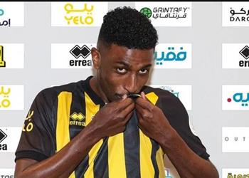 اتحاد جدة ينفذ وعده للاعبه شراحيلي