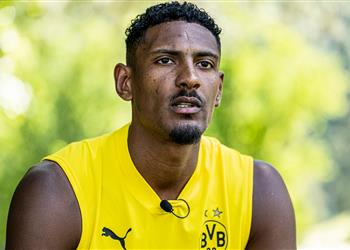 بوروسيا دورتموند ي علن مدة غياب هالير بعد الورم السرطاني