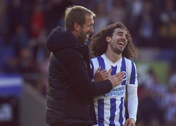 مدرب برايتون يعلق على مصير كوكوريلا وارتباطه بـ مانشستر سيتي