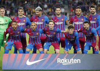 رين يعترف باهتمامه بضم مدافع برشلونة