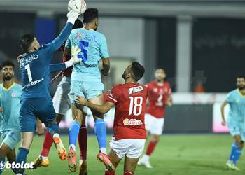 مصطفى معوض يفسر كلمة ريكاردو سواريش له جبر خاطر