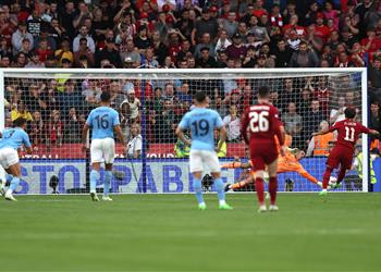 فيديو محمد صلاح ي بدع ويقود ليفربول للتتويج بالدرع الخيرية على حساب مانشستر سيتي