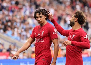 أرنولد يشيد بمهاجم ليفربول بعد الفوز على مانشستر سيتي مفعم بالطاقة وجاء ليسجل الأهداف