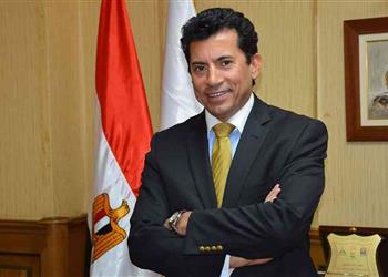 وزير الرياضة أهنئ محمد صلاح على تجديد عقده وفي مصر لا نهتم بكرة القدم فقط
