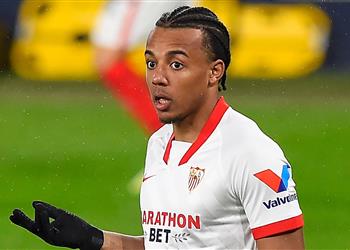 إشبيلية يرد على أنباء اهتمام برشلونة بضم كوندي