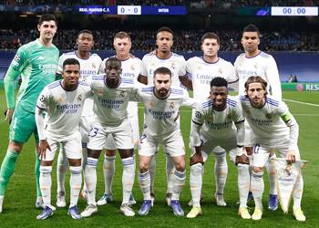 والد مهاجم ريال مدريد يؤكد على رحيله