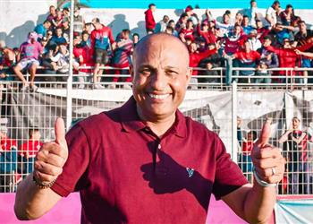 رئيس أولمبيك آسفي يعلن تجديد عقد طارق مصطفى