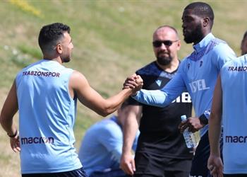 صور تريزيجيه يلتحق بمعسكر طرابزون سبور في سلوفينيا بعد حل أزمة السفر