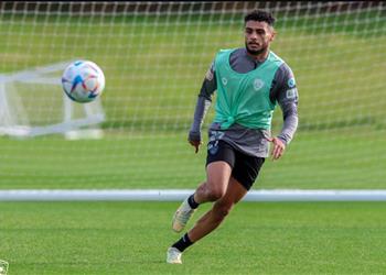 الهلال السعودي ي جمد موقف ثنائي الفريق من الرحيل بسبب عقوبة إيقاف القيد