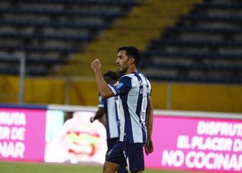 أهلي جدة يعلن تعاقده مع لاعب أرجنتيني