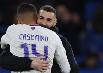 كاسيميرو بنزيما سيفوز بالكرة الذهبية لأنه لا يوجد مثله