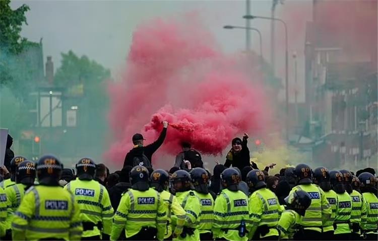 احتجاجات جماهير مانشستر يونايتد