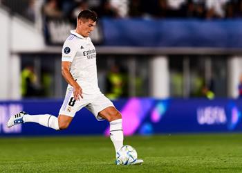 كروس كنا سنواجه مباراة صعبة لو تقدم فرانكفورت من فرصتهم الأولى