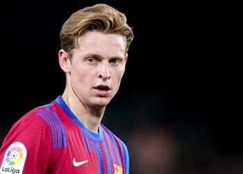دي يونج يعترف لـ لاعبي برشلونة بموقفه من الانتقال إلى مانشستر يونايتد