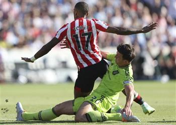 مهاجم برينتفورد بعد الرباعية أمام مانشستر يونايتد كنا نعلم تأثير الضغط العالي عليهم