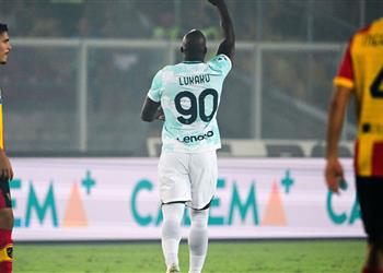 فيديو لوكاكو يسجل وإنتر ميلان يحقق فوز ا قاتل ا على ليتشي في الدوري الإيطالي