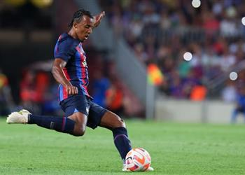 برشلونة كوندي مطمئن على مستقبله مع برشلونة وسننافس على كل الألقاب