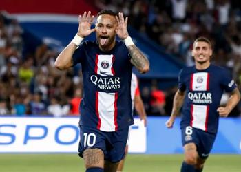 تصرف غريب من نيمار تجاه انتقادات الجماهير لـ مبابي أمام مونبلييه