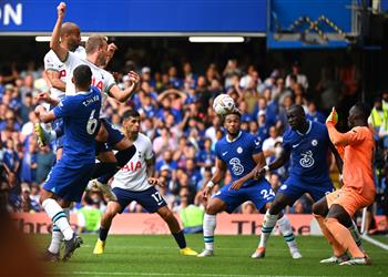 فيديو ليلة اشتباك توخيل وكونتي هاري كين يقود توتنهام لتعادل قاتل مع تشيلسي في الدوري الإنجليزي