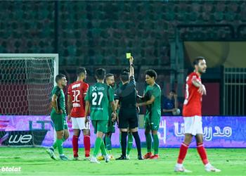 مدير الكرة بالمقاصة يوضح تفاصيل حديثه مع حكم مباراة الأهلي بشأن ركلة الجزاء