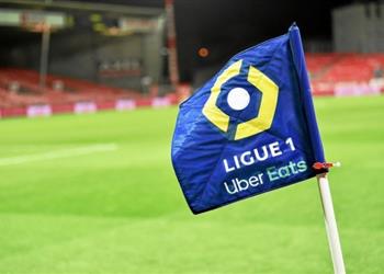 الدوري الفرنسي ينعى ضحايا كنيسة أبو سيفين