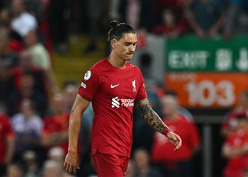 تقارير توضح مدة غياب داروين نونيز عن ليفربول بعد طرده أمام كريستال بالاس