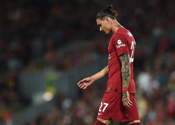 لاعب تشيلسي السابق تصرف نونيز عار ويجب إيقافه لأكثر من 3 مباريات