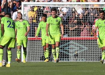 الأغنى فى العالم يعترف سأشتري مانشستر يونايتد