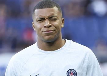 لوبوف منتقد ا مبابي ما يفعله عار وكان على ماركينيوس التدخل