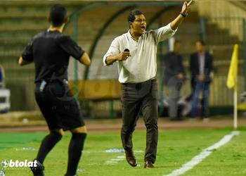 علاء عبد العال جعلنا الزمالك يقترب من حصد الدوري بتعادلنا مع الأهلي وأهنىء لاعب إيسترن على أدائه