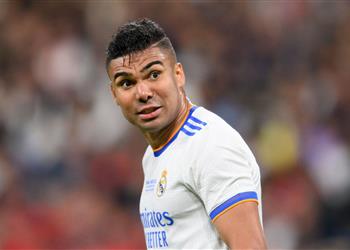 تقارير ت لمح لموقف كاسيميرو من مباراة مانشستر يونايتد وليفربول