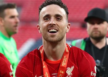 رسمي ا ليفربول ي علن تمديد عقد جوتا حتى 2027