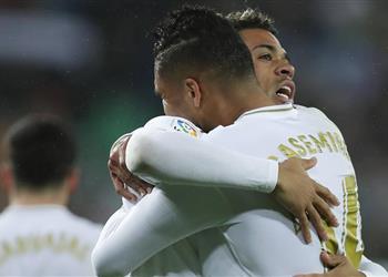 بعد كاسيميرو مهاجم ريال مدريد يرغب في الرحيل ويحدد وجهته