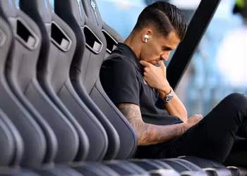 بعد رحيل كاسيميرو ريال مدريد يغير موقفه بشأن تجديد عقد سيبايوس