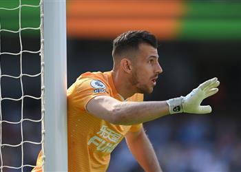 مانشستر يونايتد يقدم عرض ا رسمي ا لضم حارس نيوكاسل