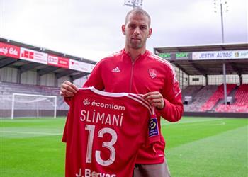 الجزائري الثالث إسلام سليماني ينضم إلى بريست الفرنسي