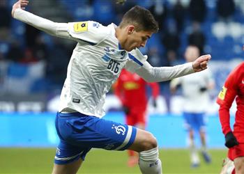 تقارير موهبة روسية على أعتاب الانضمام إلى تشيلسي