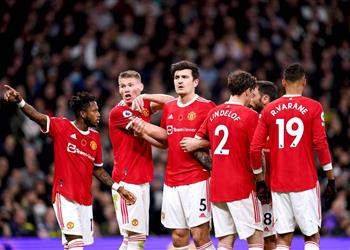 إريك تين هاج ي علن إصابة قوية لـ مهاجم مانشستر يونايتد في وتر أكيلس